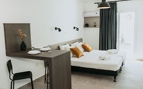 Five Keys Apartments